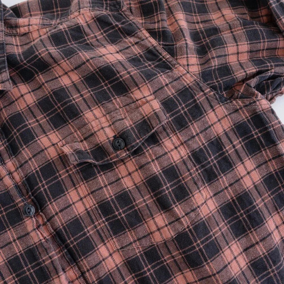 Patagonia Peach And Black 100% Organic Cotton Gorpcore Outdoor Button Down Shirt - Picture 9 of 11